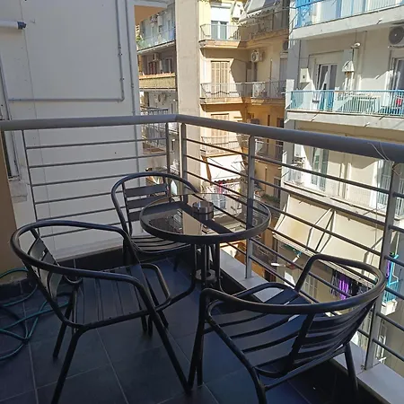 Vibe-siggrou 44 Family Apartament