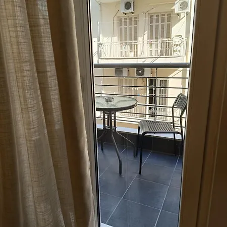 Vibe-siggrou 44 Family Apartment Thessaloniki